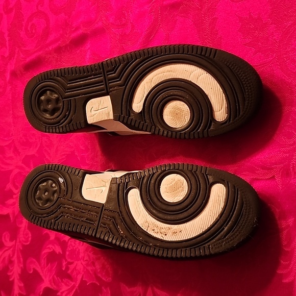 Men's Size 11 Nike Air Force 1 React Black & White (laces missing) - Picture 3 of 4